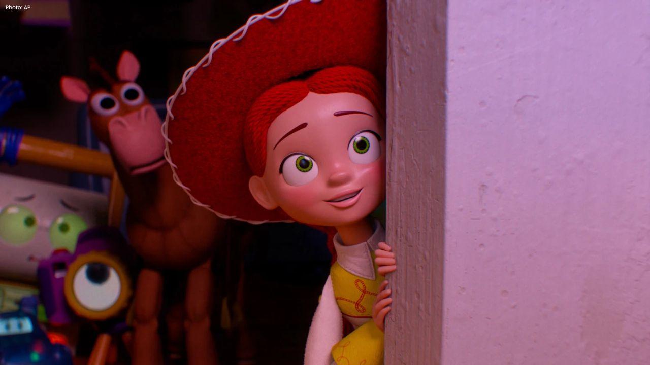 Toy Story 5 Review Pixar Tackles The Digital Age