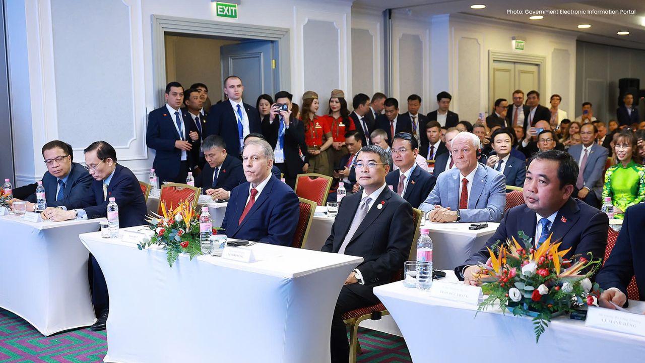 Vietnam Russia Ties Strengthen With New Flight Routes