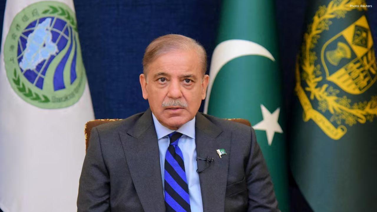 Pakistan Signs Key US-Iran Peace Memorandum as Mediator