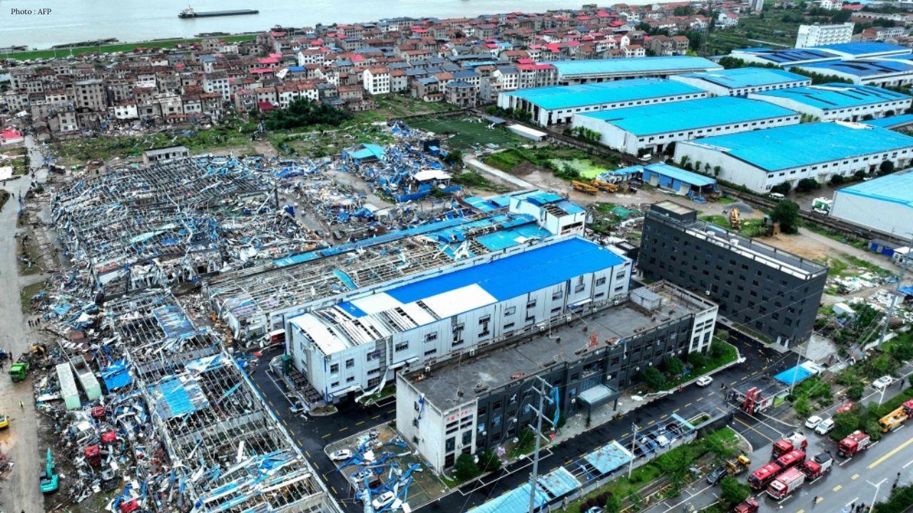 China Storms Kill 15 Xi Orders All-Out Rescue