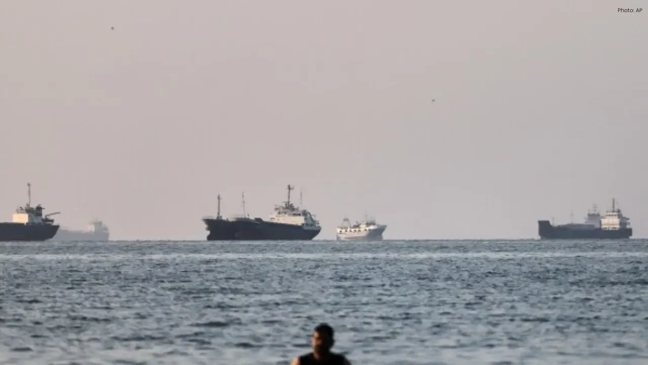 US Energy Secretary Affirms 8–9 Million Barrels Flow Through Hormuz Daily