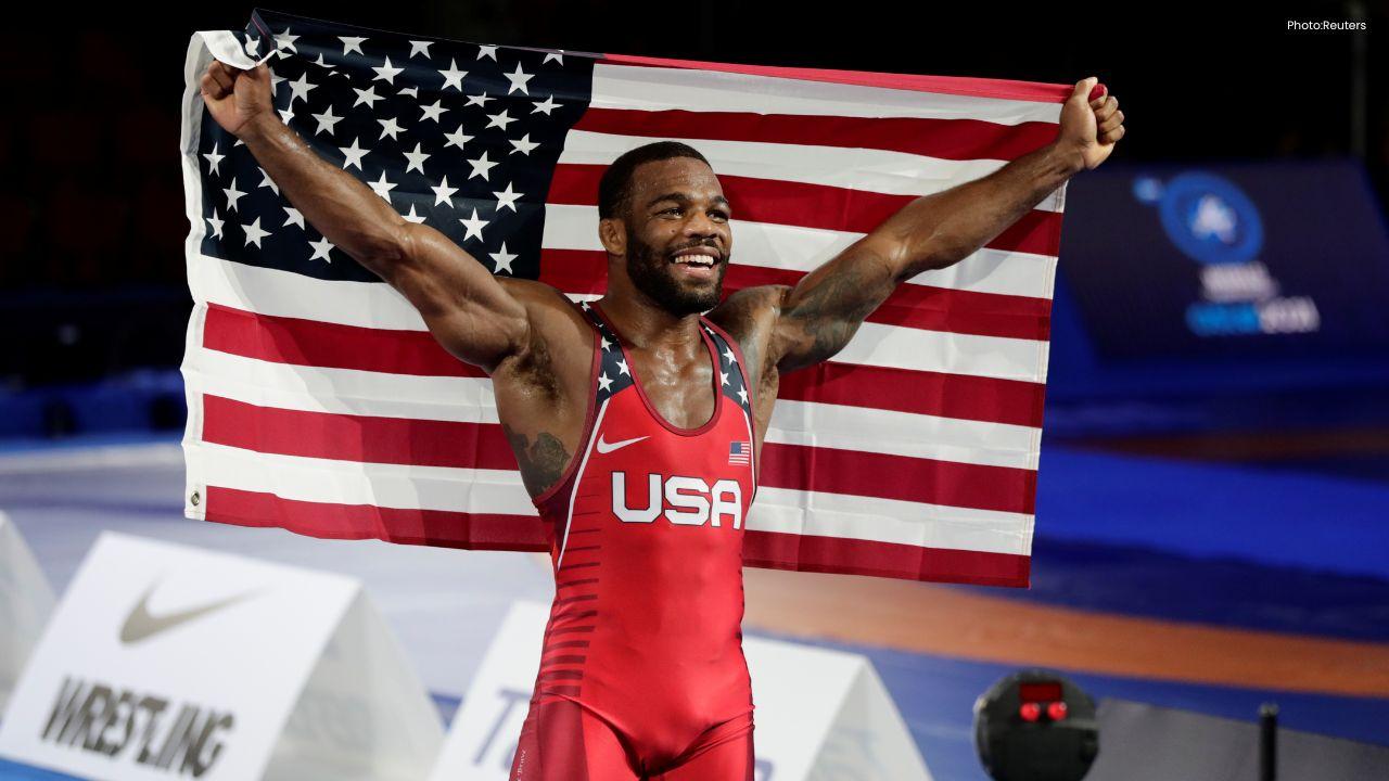 Jordan Burroughs Returns to Wrestling with 2028 Olympic Dream