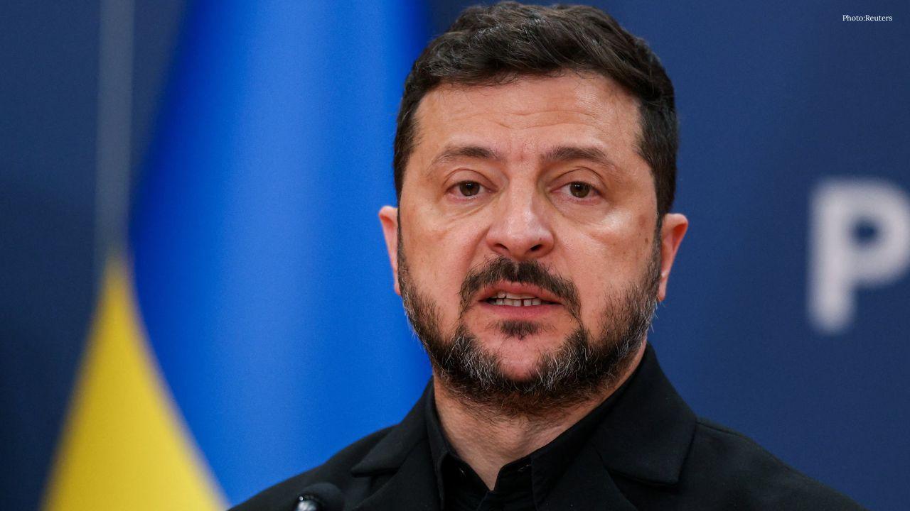 Ukraine Wants Peace but Will Not Surrender, Zelenskyy Says on Independence Day