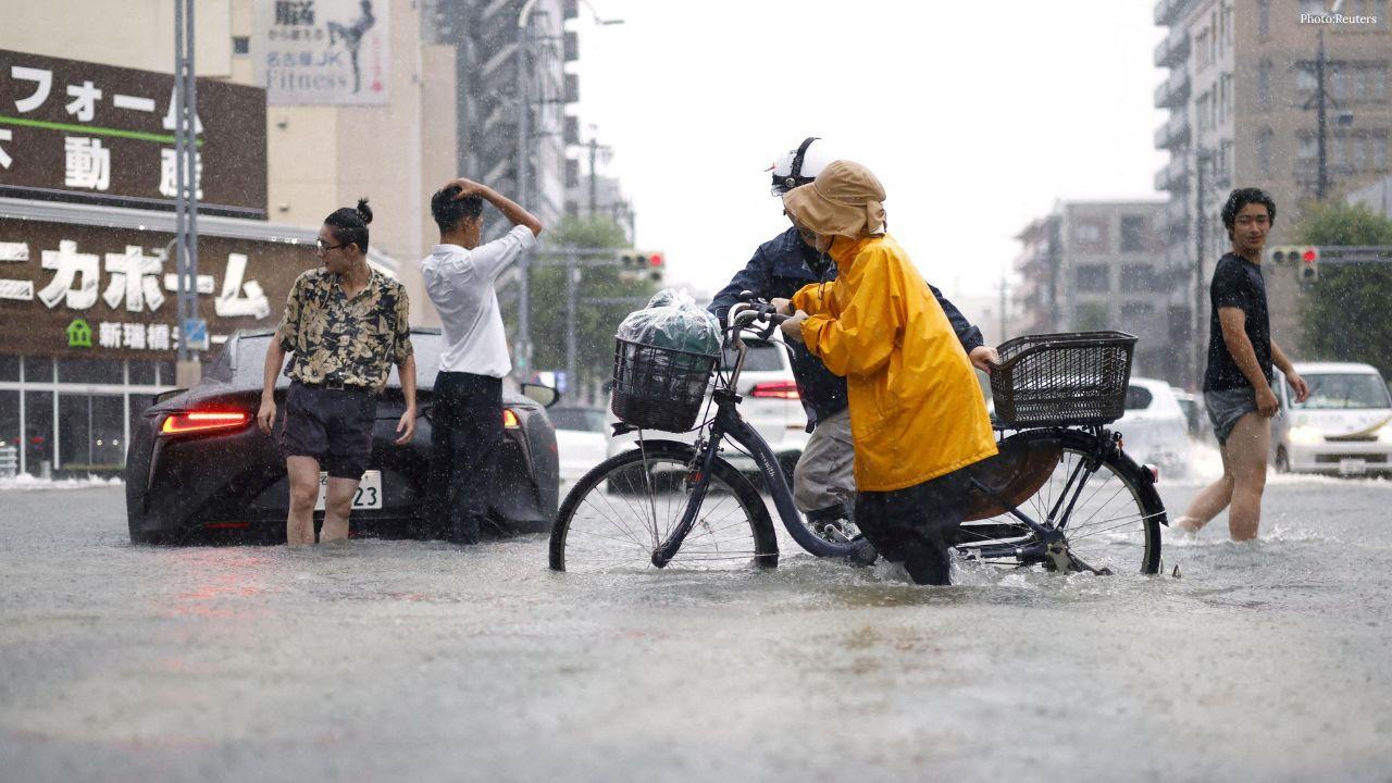 Record Rainfall Floods Nagoya as Streets Turn Into Raging Torrents