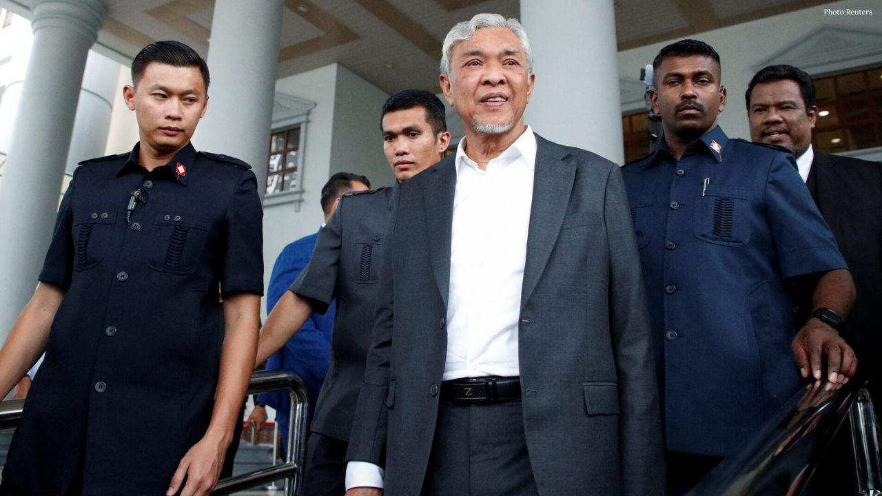 Zahid Takes Veiled Swipe at Anwar Over RON95 Quota U-Turn