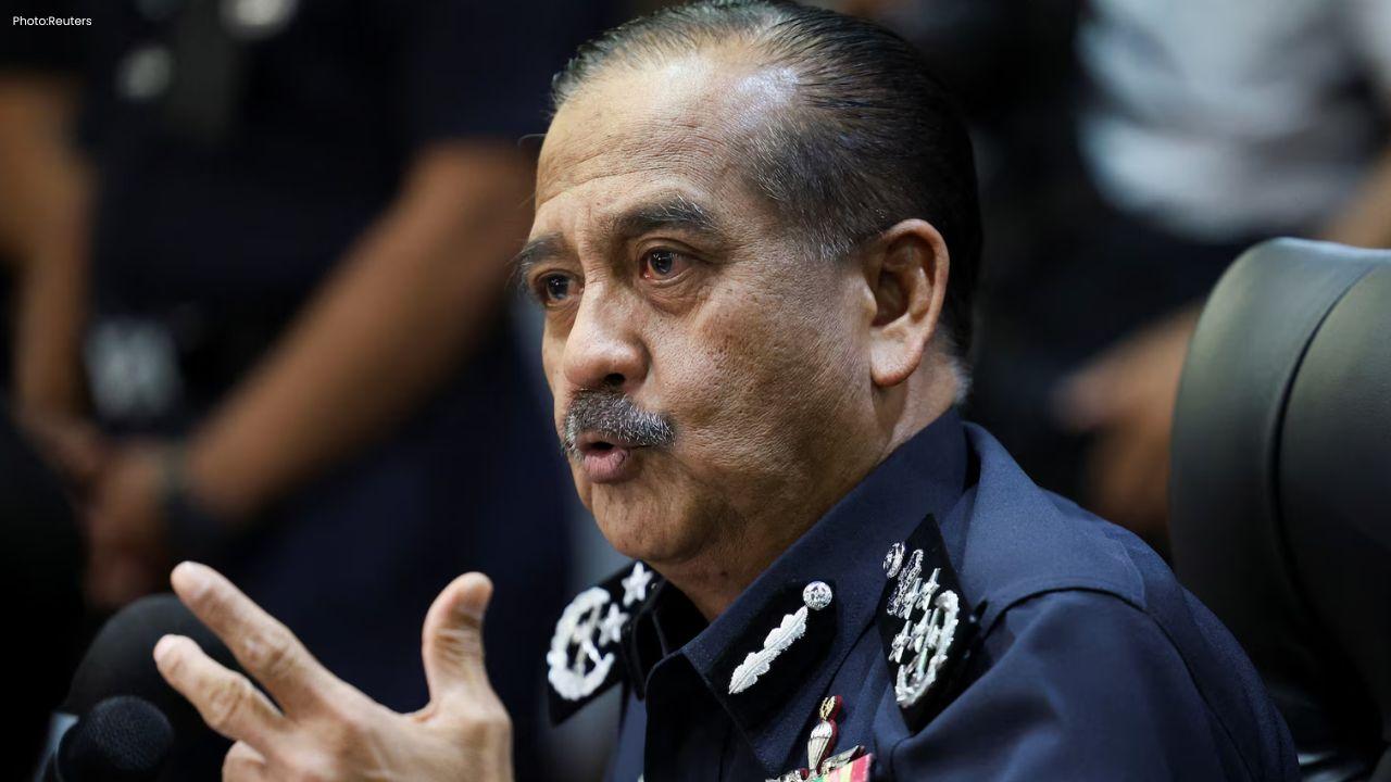 Police Hunt Three Men Who Fled After Fatal Bentong Crash